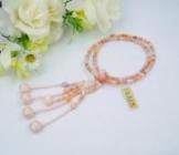 日蓮宗 本式数珠 ボツワナメノウ　8寸 (丸玉)　小田巻梵天房 (房色:ピンク) 京念珠 女性用 