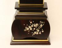 新世紀位牌　優雅　風桜　黒壇